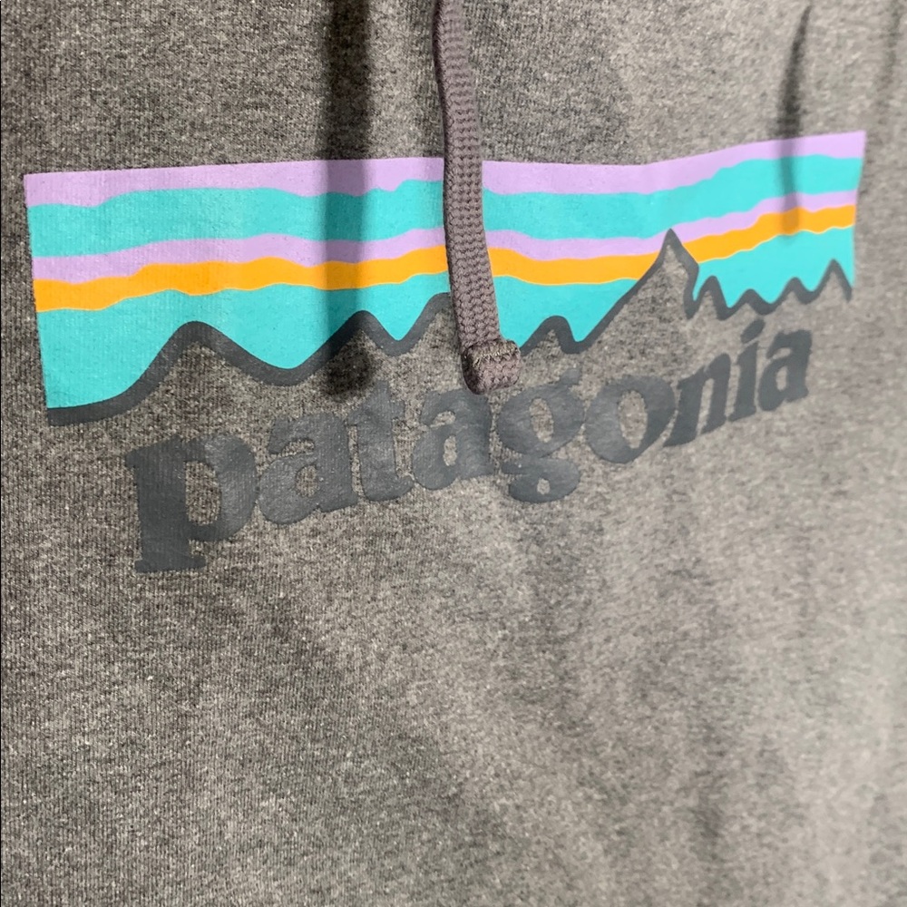 Patagonia Womens Pastel P-6 Logo Uprisal Hoody Gray Size L Outdoor Layer Camping - Picture 2 of 6